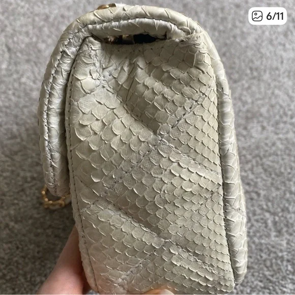 Genuine python quilted 2.55 ivory chain handbag - Picture 6 of 10
